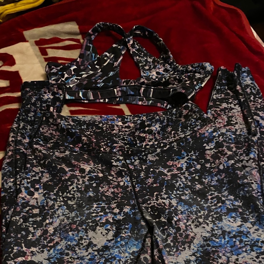 Multicolor Abstract Sports Bra and Leggings Set